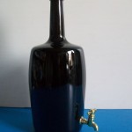 Bottiglione tonneau con rubinetto. - immagine 2