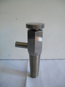 Rubinetto inox legno