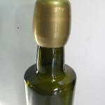 Bottiglia olio 750 gr con rubinetto. - immagine 3