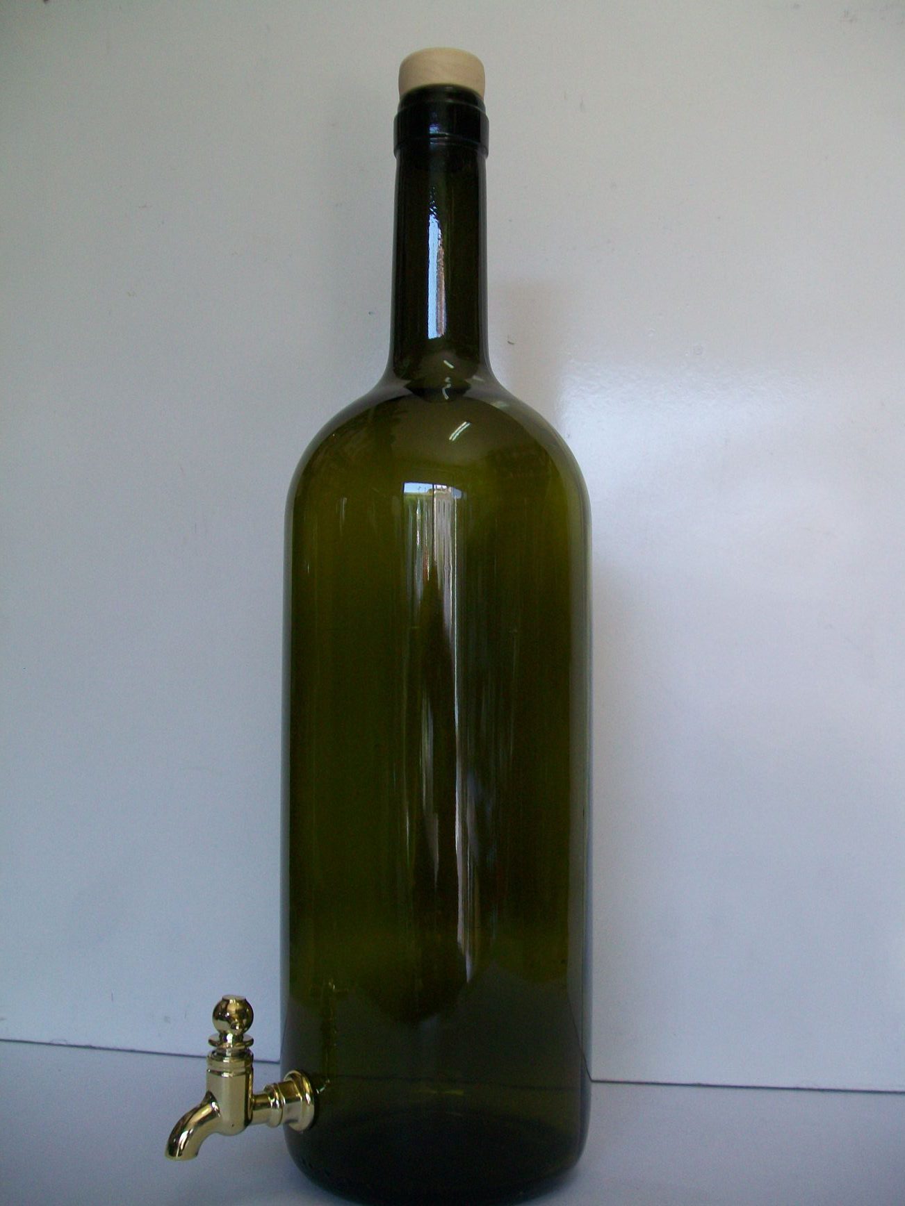 Bottiglia lt 1.5 rubinetto.