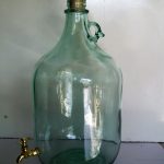 Bottiglia lt 5 con rubinetto.  Enotecnica Albese: enologia, apicoltura,  agricoltura